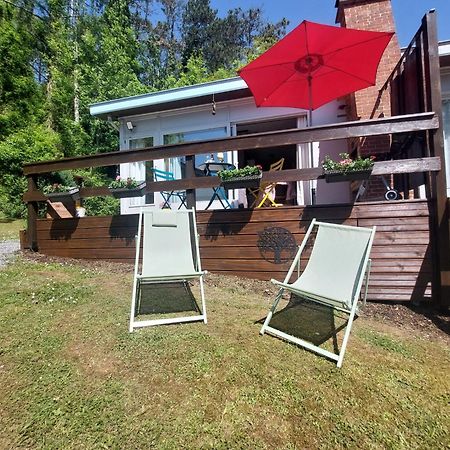 Le Petit Chalet - Bungalow Waulsort Dış mekan fotoğraf