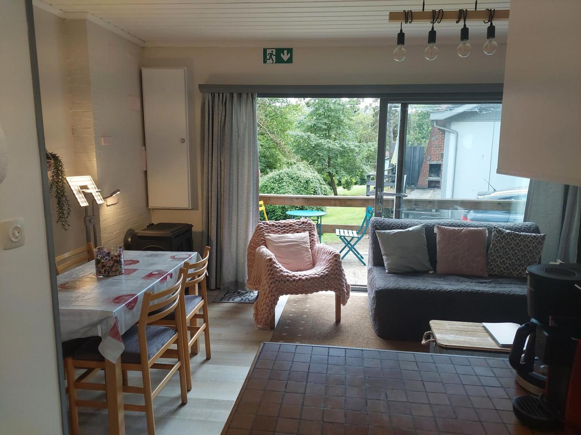 Le Petit Chalet - Bungalow Waulsort Dış mekan fotoğraf