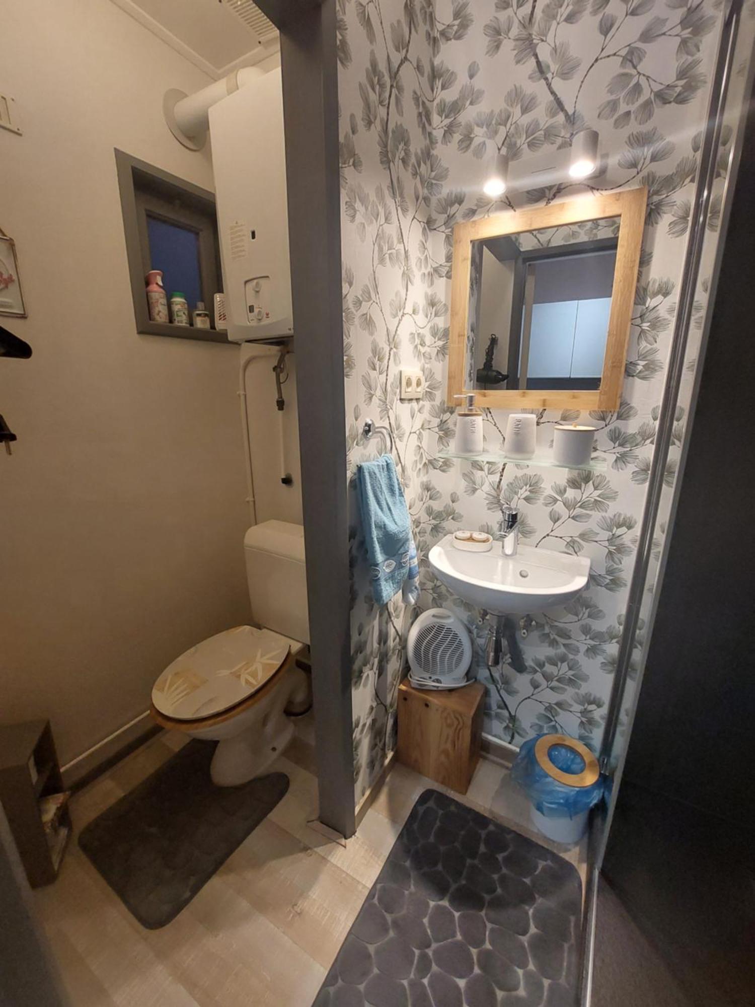 Le Petit Chalet - Bungalow Waulsort Dış mekan fotoğraf