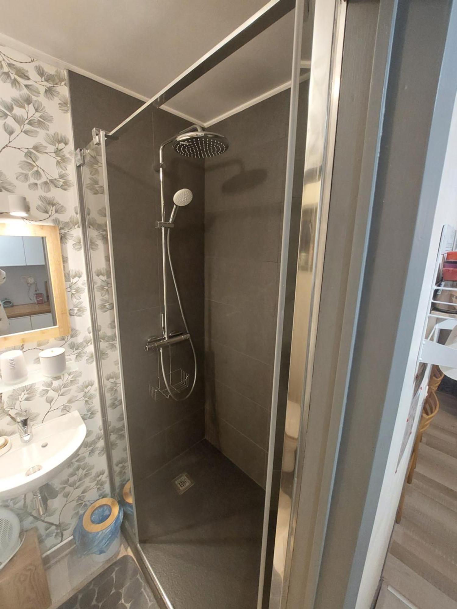 Le Petit Chalet - Bungalow Waulsort Dış mekan fotoğraf