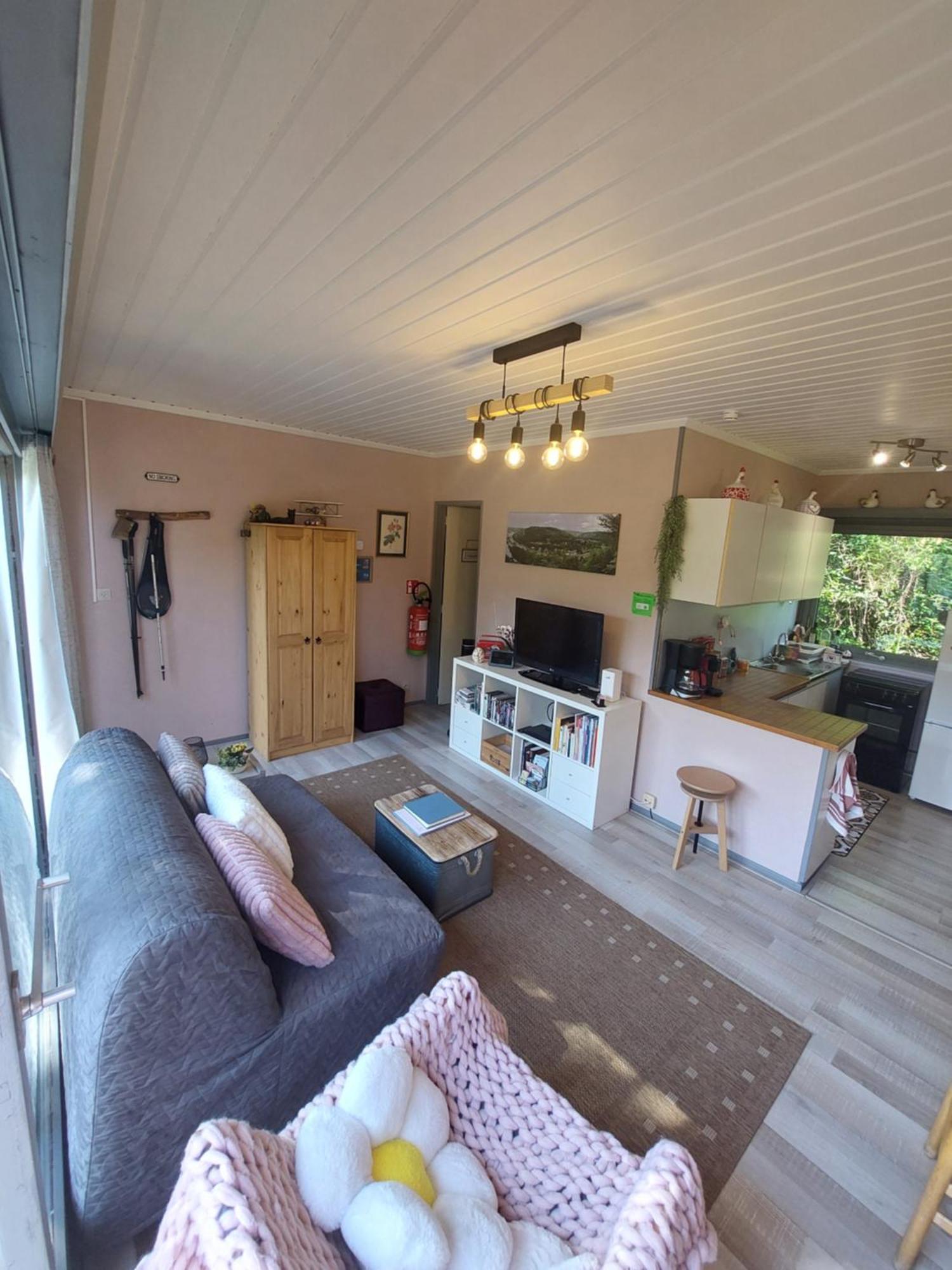 Le Petit Chalet - Bungalow Waulsort Dış mekan fotoğraf