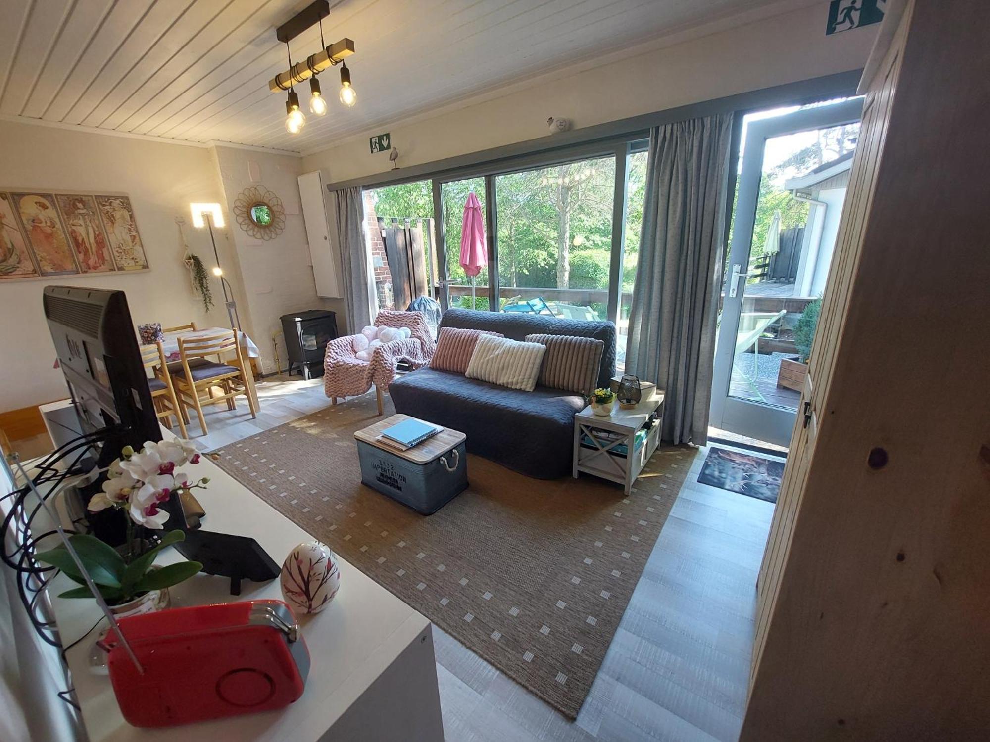 Le Petit Chalet - Bungalow Waulsort Dış mekan fotoğraf